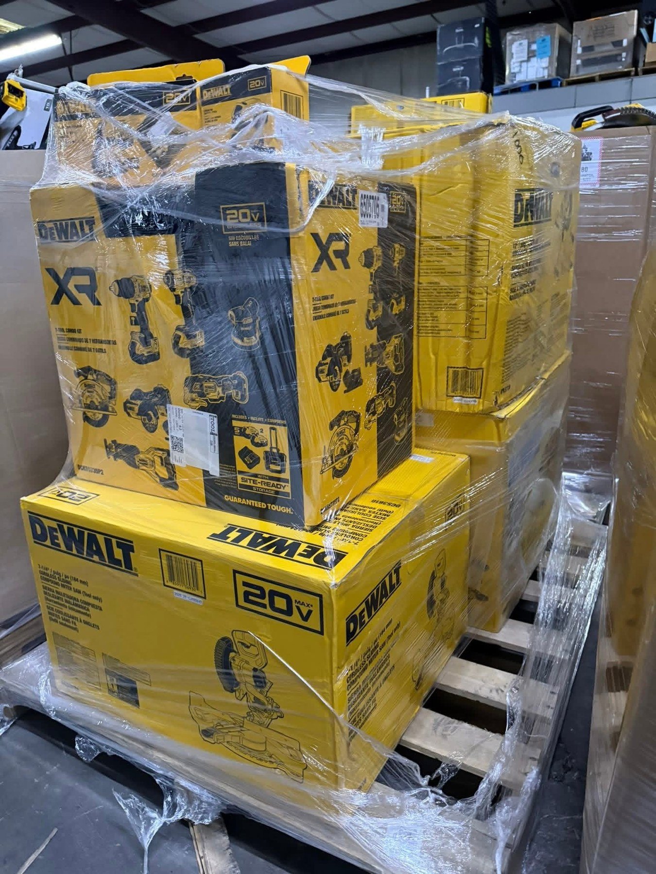 Wholesale DeWALT Tool Pallet (50 Pieces) wholesale tool pallet inventory