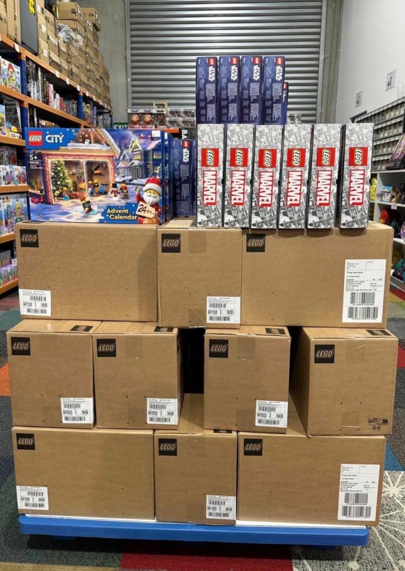 Wholesale LEGO Pallet (100+ Pieces) wholesale toy and collectible pallet inventory