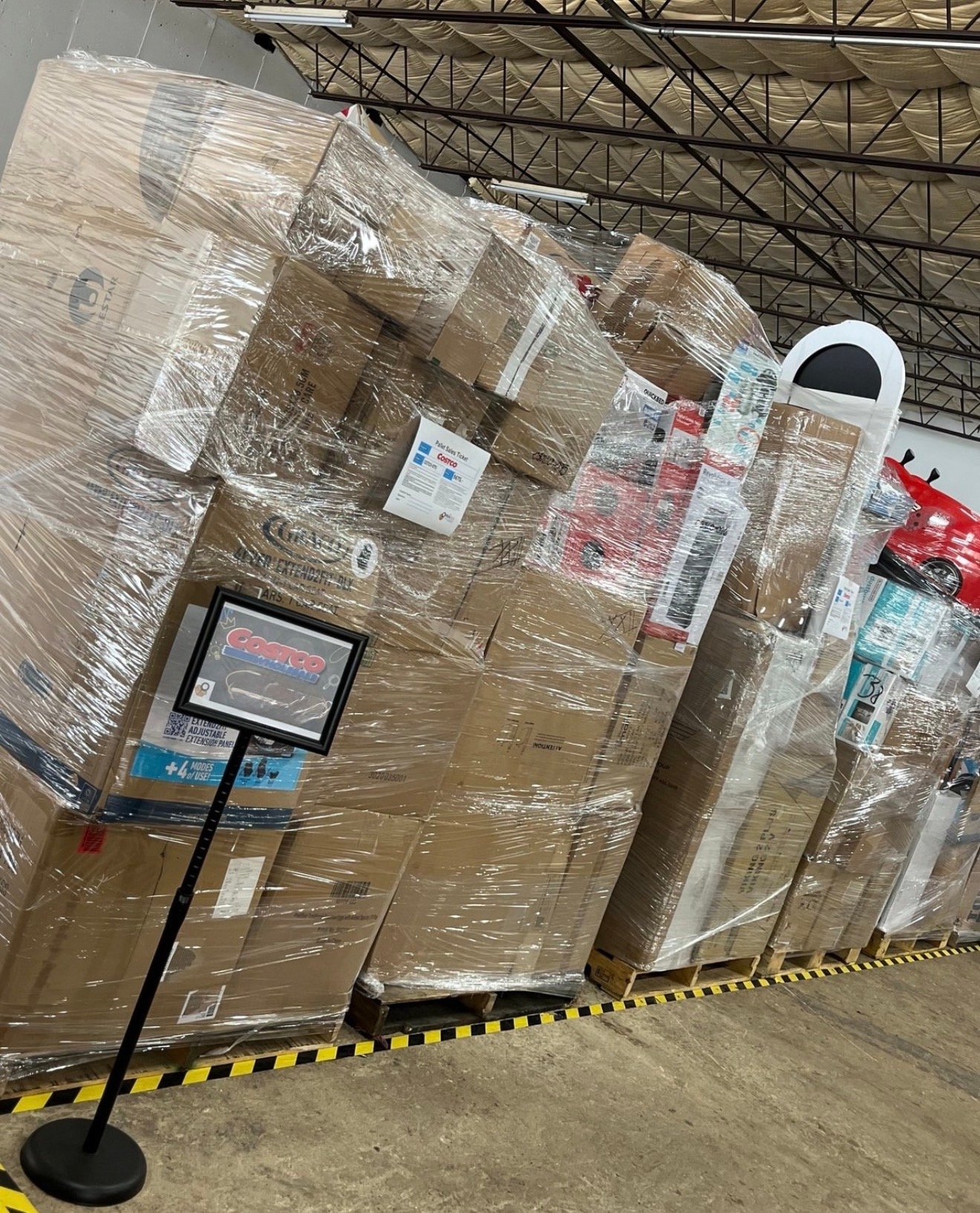 Costco Liquidation Truckload