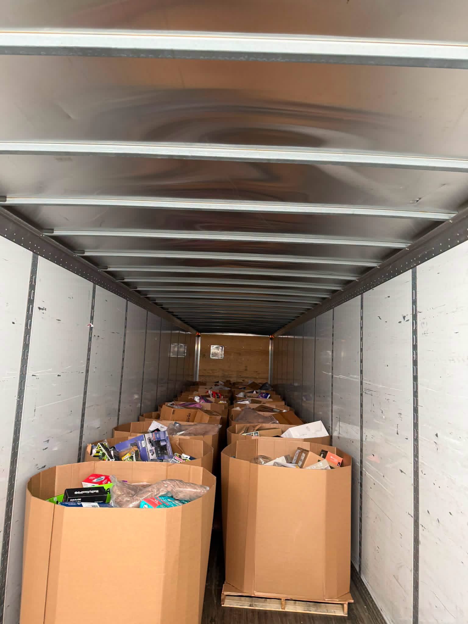 Walmart Liquidation Truckload